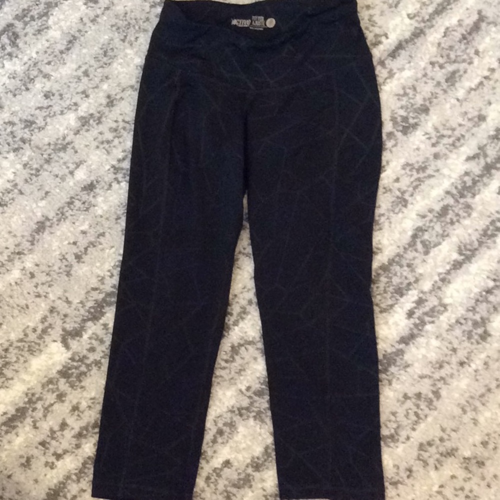 Girls’ Capri Leggings with Spider Web Print